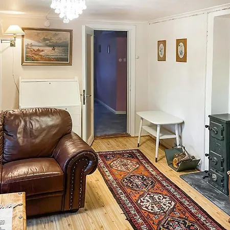 2 Bedroom Lovely In * Færvik