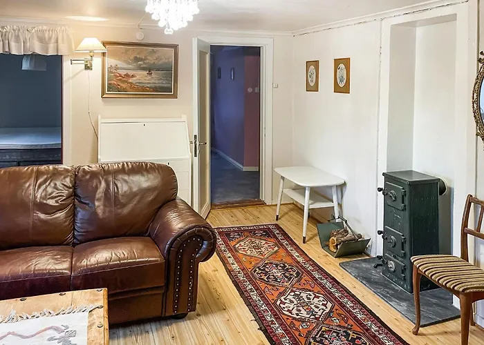 2 Bedroom Lovely In * Færvik