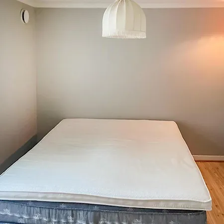 2 Bedroom Lovely In Дом отдыха *